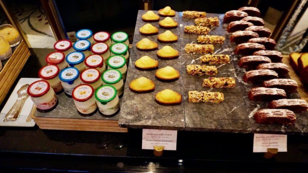 Shangri La Paris Kuechlein Und Joghurt