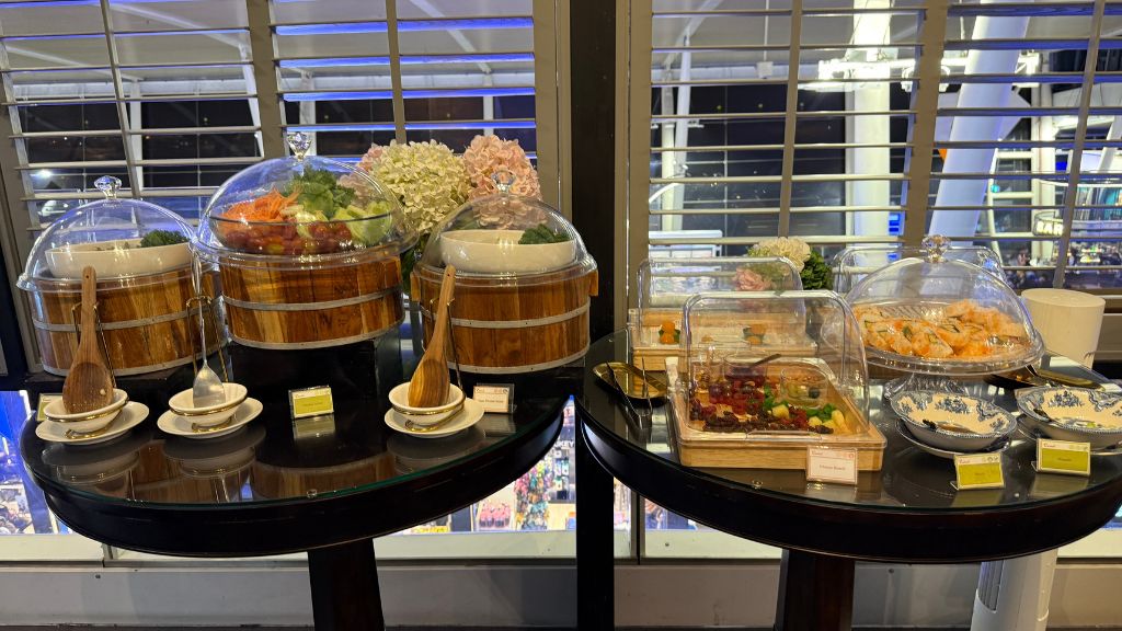 The Coral First Class Lounge Phuket Buffet (1)