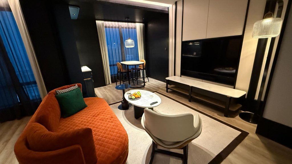 The Millen Penang Fernseher Wohnzimmer