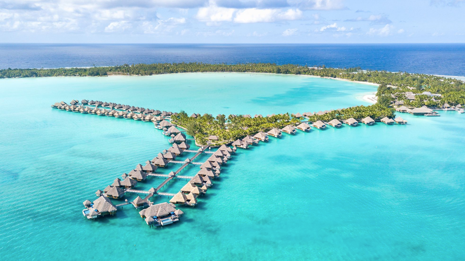 The St. Regis Bora Bora Resort Villen