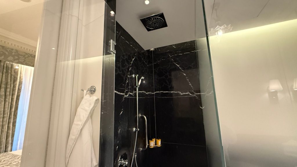 The St. Regis Rome Dusche
