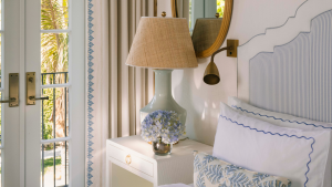 The Vineta Hotel Palm Beach Title