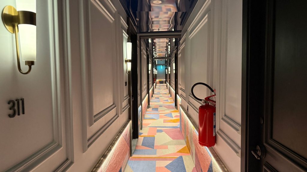 W Rome Hotelflur