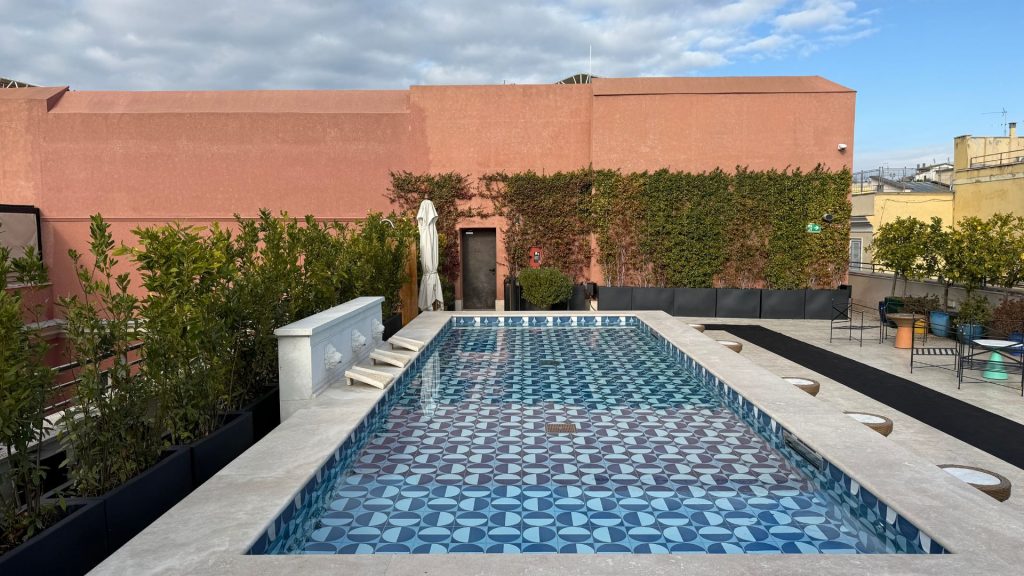 W Rome Pool 2