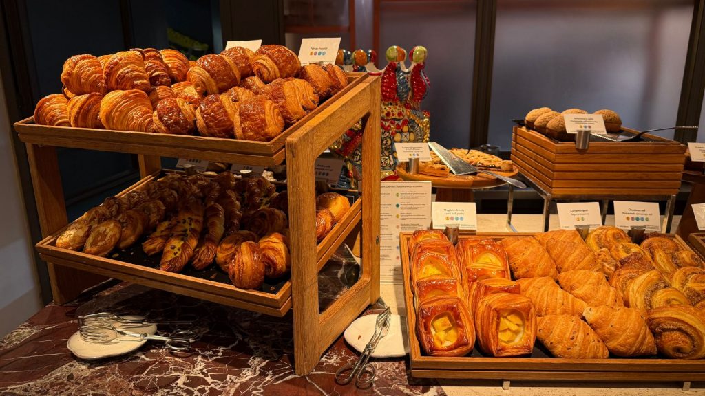 W Rome Sueßes Gebaeck Buffet