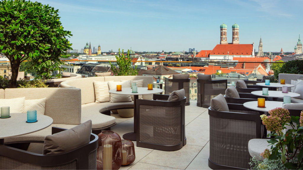 Koenigshof Muenchen Terrasse
