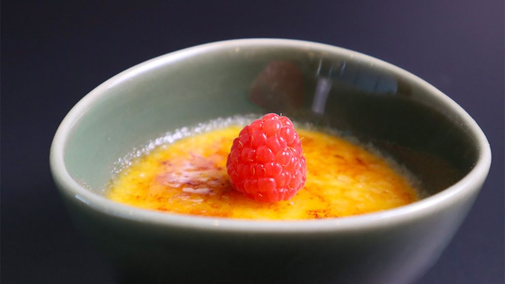 American Airlines Lounge Dessert