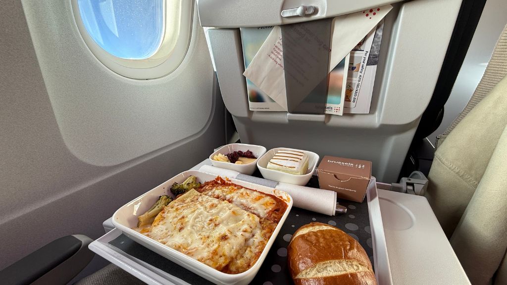 Brussels Airlines Business Class Kurz Und Mittelstrecke Gericht