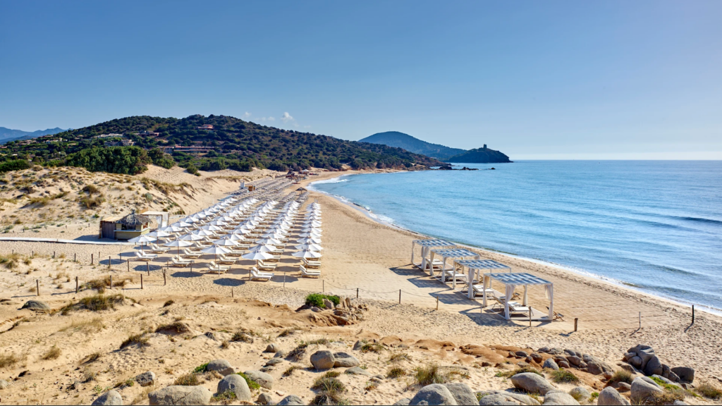 Conrad Chia Laguna Sardinien Strand