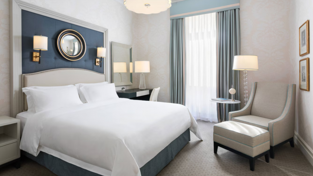 Hotel Bristol Warschau Classic Bedroom