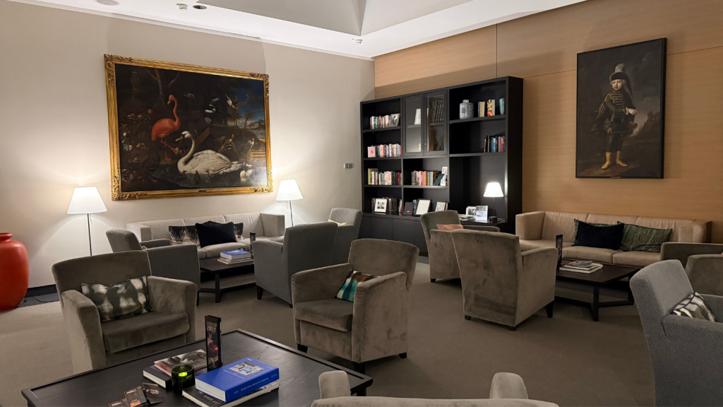 Hotel Maximilians Augsburg Lobby