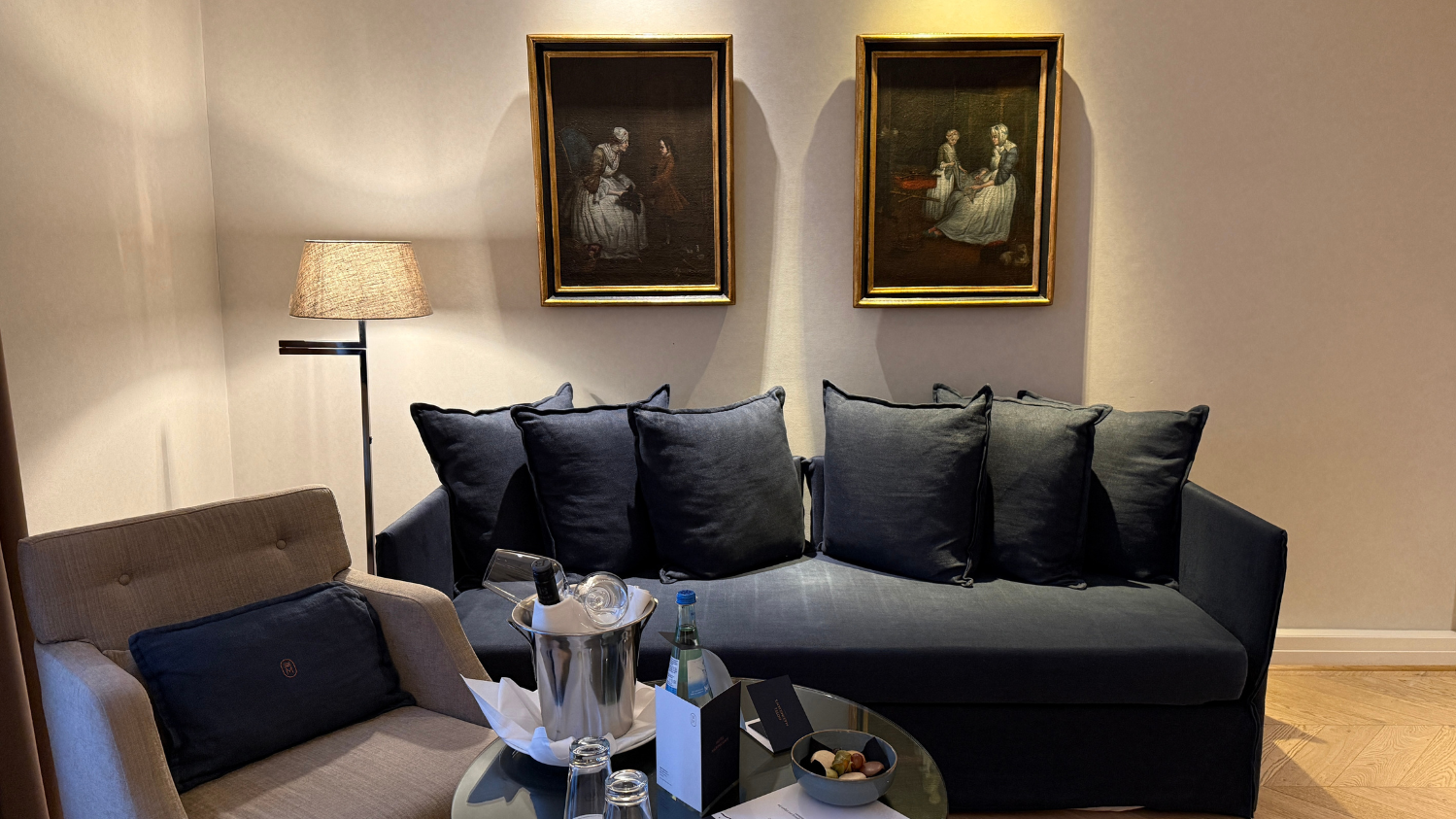 Hotel Maximilians Augsburg Title