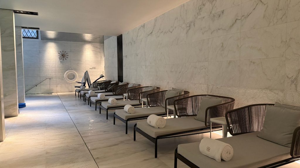 Mandarin Oriental Lutetia Paris Liegen Pool