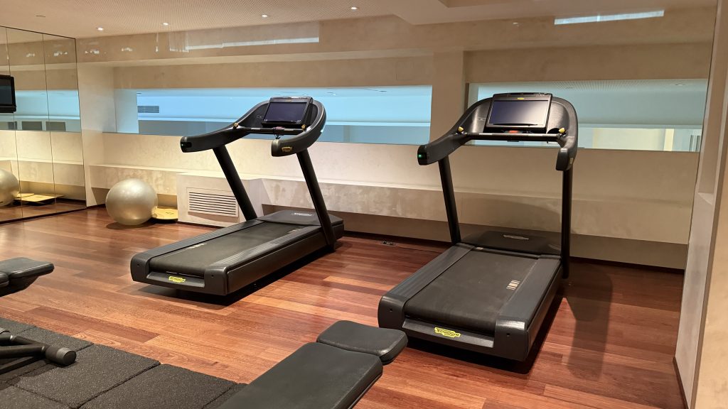 Mandarin Oriental Paris Fitness Laufband