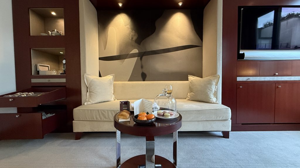 Mandarin Oriental Sofa