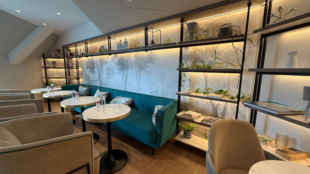 Marriott Paris Opera Ambassador Lounge Buffet Couch