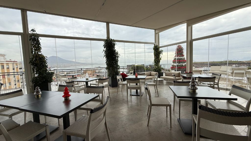 Renaissance Neapel Hotel Mediterraneo Fruehstueck Raum