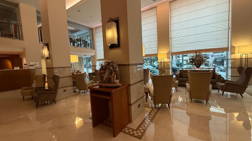 Renaissance Neapel Hotel Mediterraneo Lobby