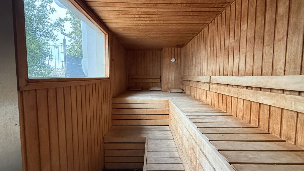 Renaissance Neapel Hotel Mediterraneo Sauna Fenster