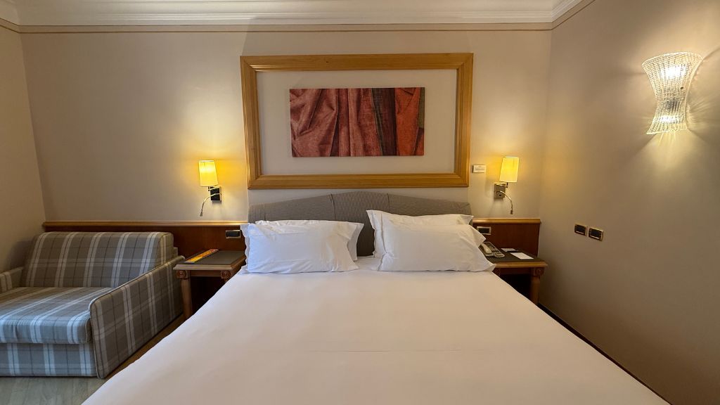 Renaissance Neapel Hotel Mediterraneo Schlafzimmer