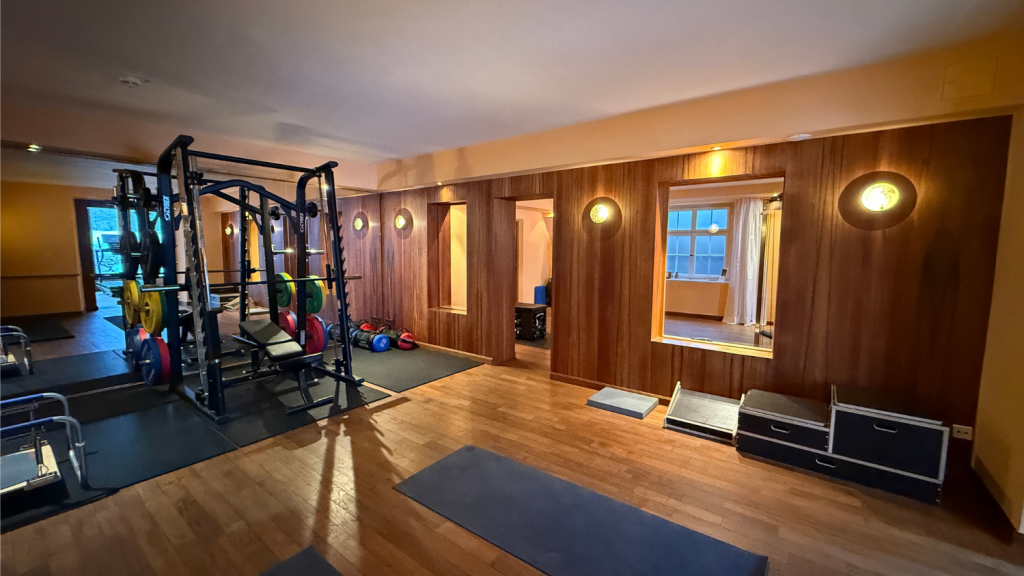 Schloss Elmau Fitness Gewichte