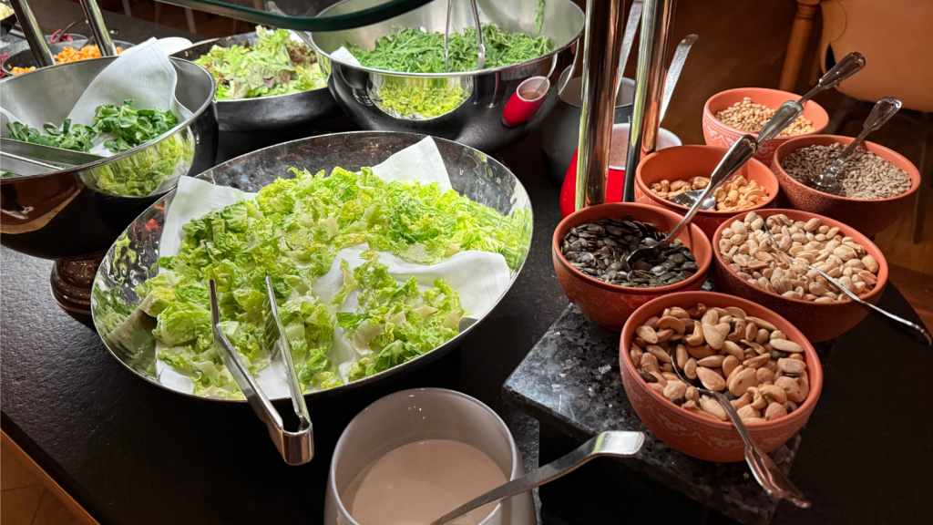 Schloss Elmau Dinner Salat