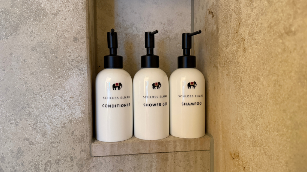 Schloss Elmau Junior Suite Pflegeprodukte