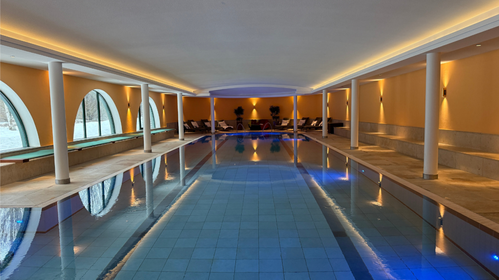 Schloss Elmau Spa Familienpool