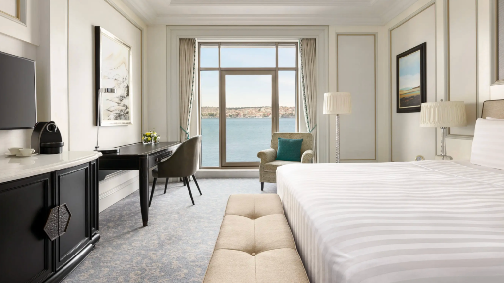 Shangri La Istanbul Premier Bosphorus View King