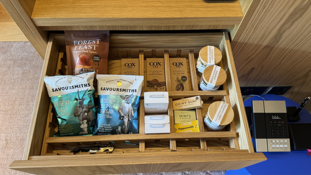 The Emory London Snacks