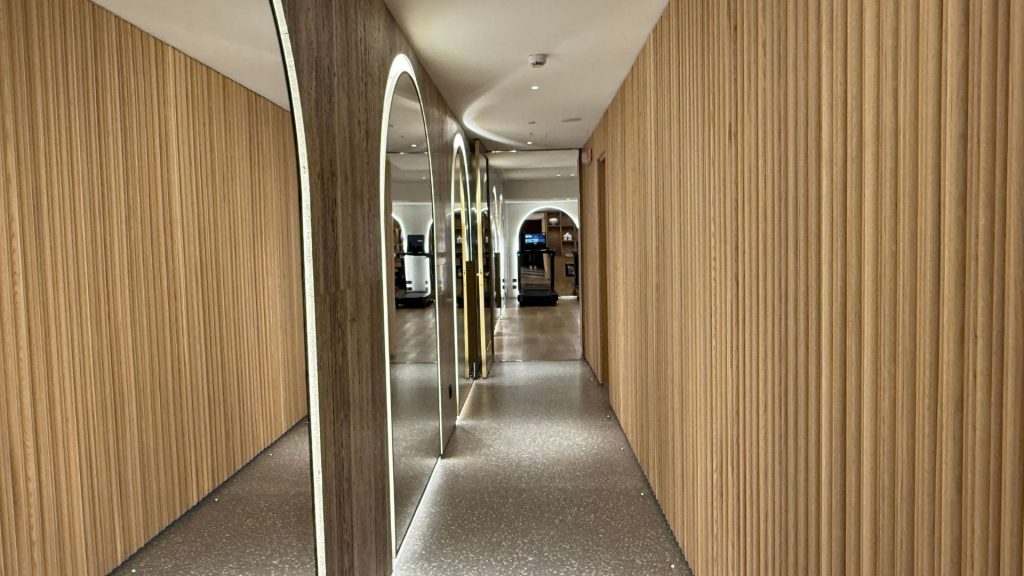 The Rome EDITION Keller Gang