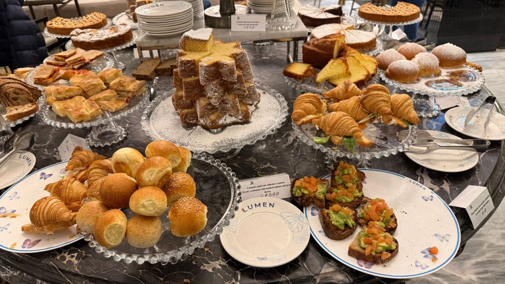 The St. Regis Rome Broetchen