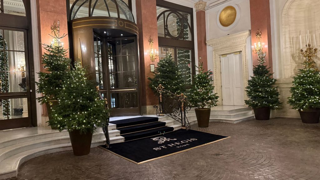The St. Regis Rome Eingangsbereich