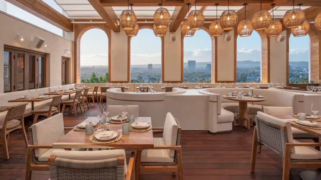 The Valorian Los Angeles Curio Collection Casa Madera