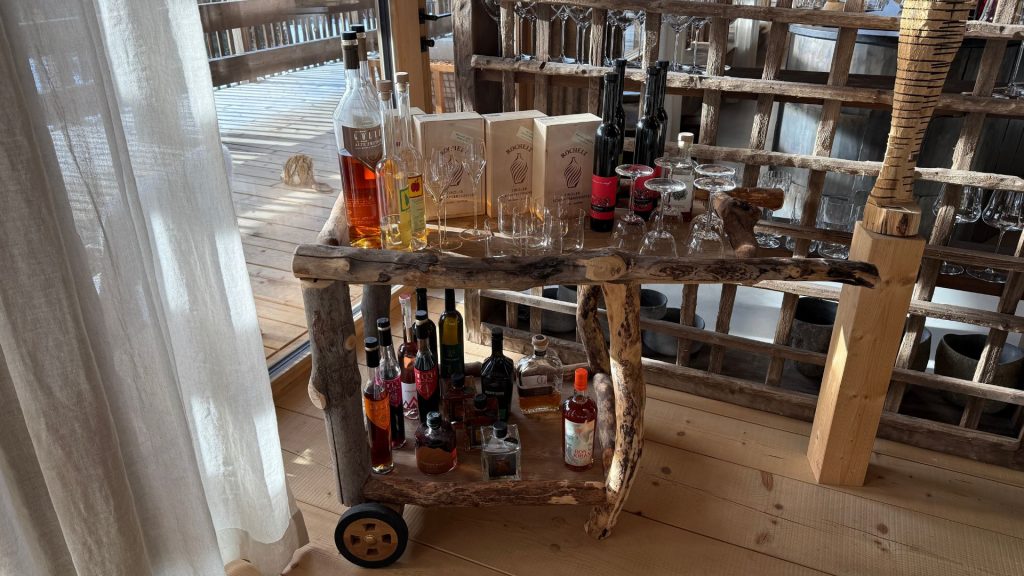 Eriro Alpine Hide Alkoholische Getraenke