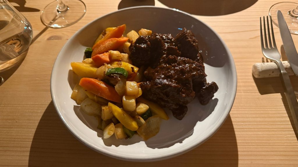 Eriro Alpine Hide Fleisch Mit Beilage 2