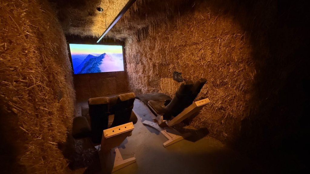 Eriro Alpine Hide Heuraum