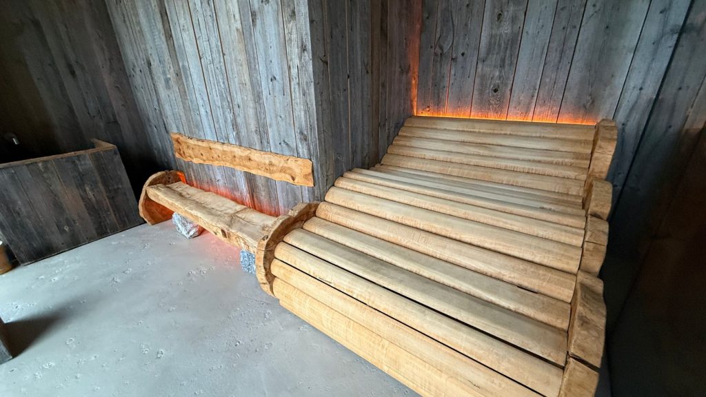 Eriro Alpine Hide Liegemoeglichkeiten Holz