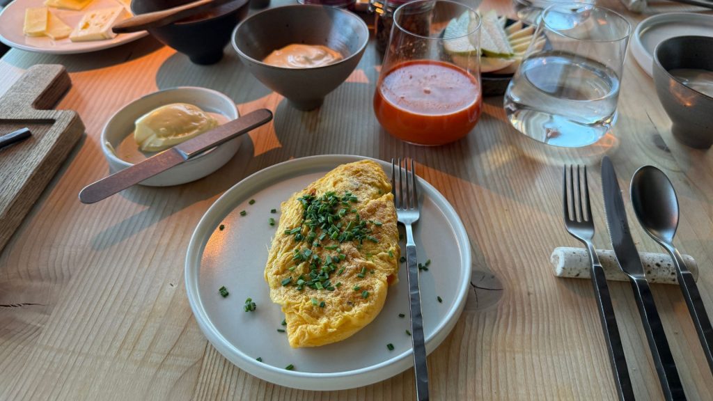 Eriro Alpine Hide Omelette