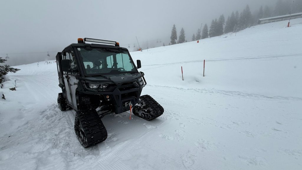 Eriro Alpine Hide Schneemobil