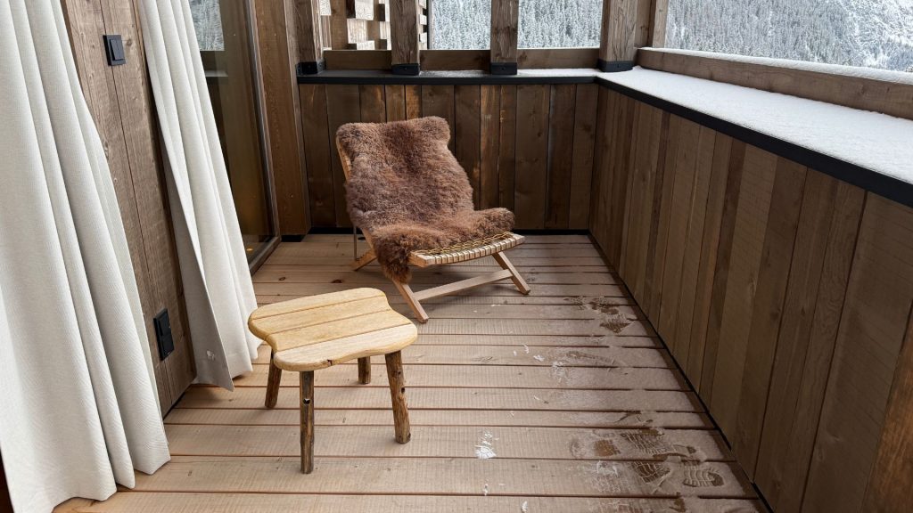 Eriro Alpine Hide Stuhl Und Tisch