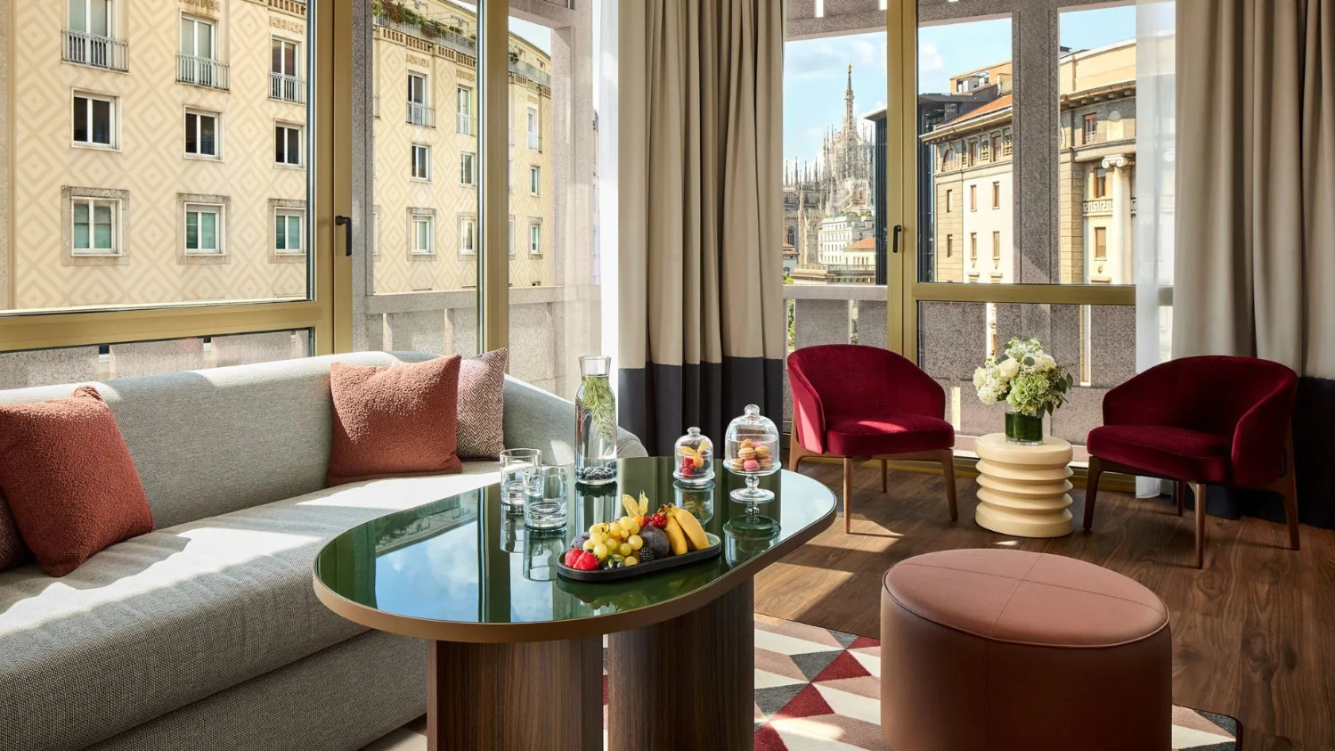 Hotel Tivoli Milano Title
