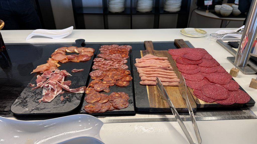 Puerto Del Alcala Buffet Schinken