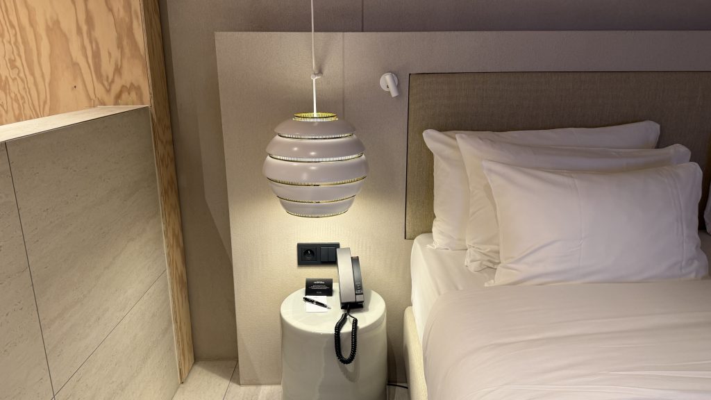 Radisson Collection The National Brüssel Nachttisch