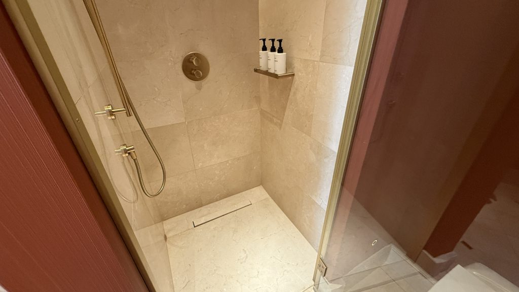 The Palace Madrid Bad Klein Dusche