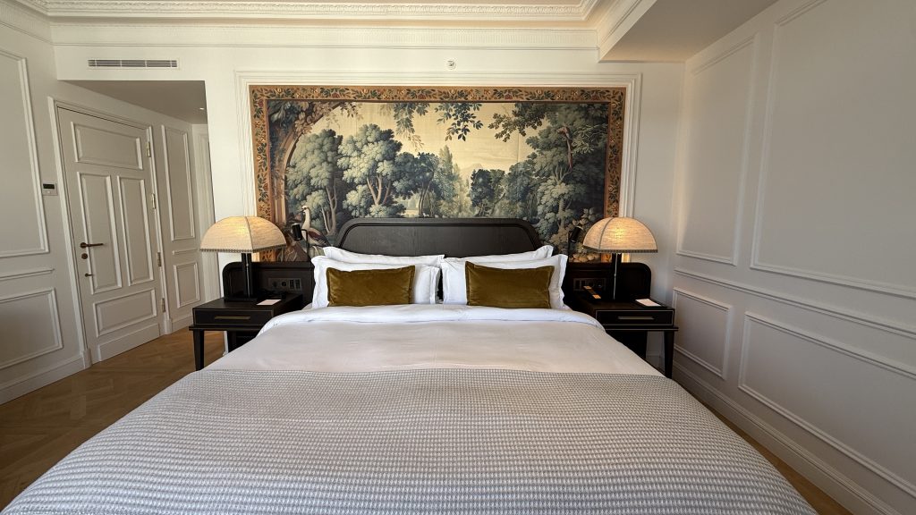 The Palace Madrid Bett