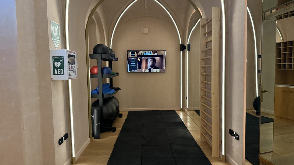 W Budapest Fitness 3