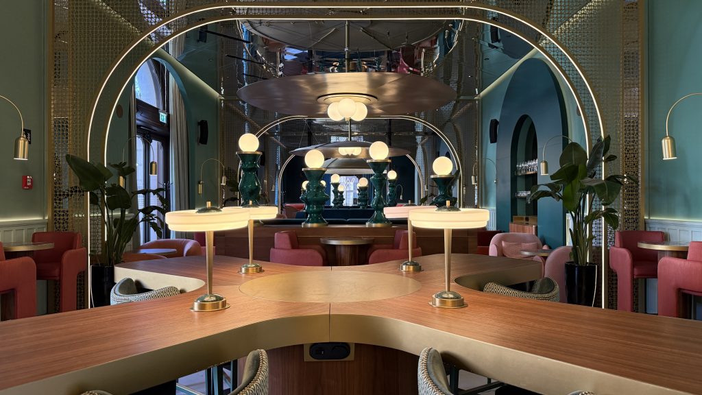 W Budapest W Lounge