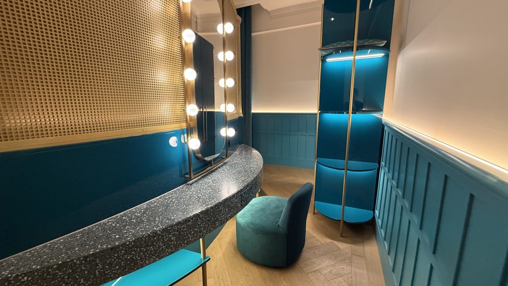 W Budapest Wohnzimmer 2