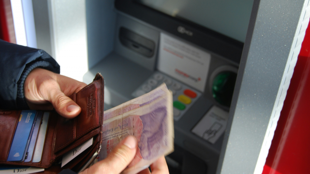 Bank Geldautomat Bargeld Pfund